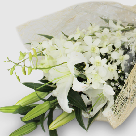 Bouquet of casa blanca and white dendrobium orchids