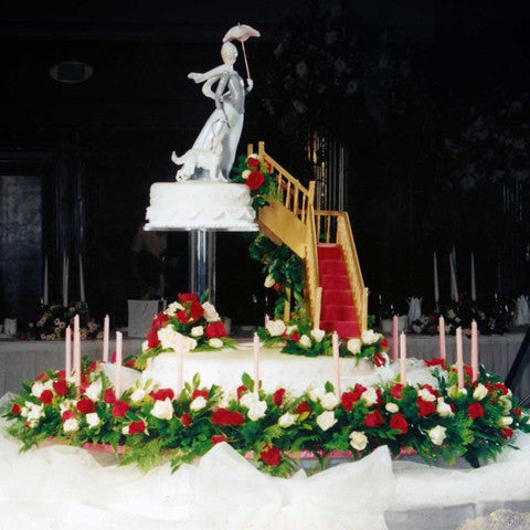Cake floral decoration