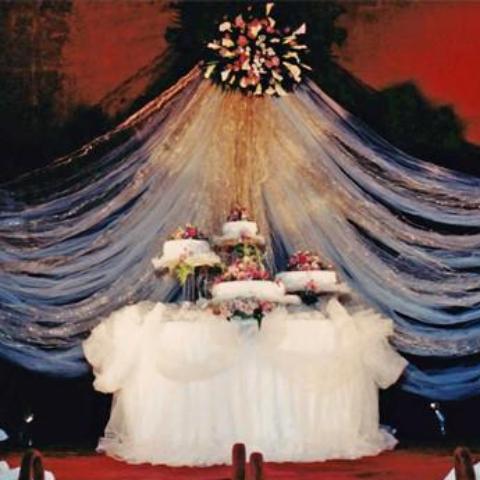 Cake table floral decor and back drop