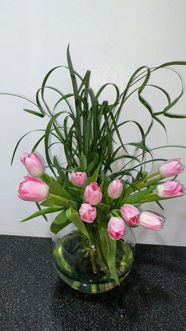 10 pcs. Tulips in a Vase